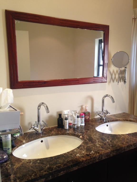 A Hundred Thousand Welcomes B&B Sandton Quarto foto